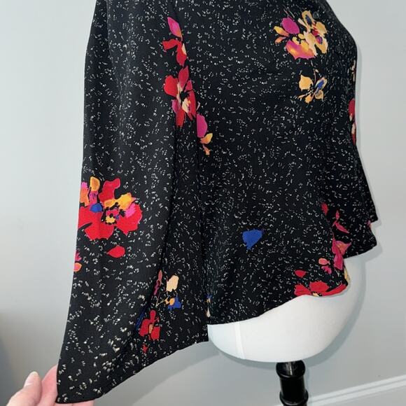 BP. Top Boxy Button Front Flare Sleeve Casual Floral Shirt Womens Medium - Picture 6 of 7